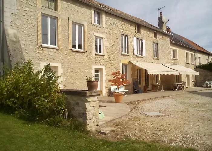 Maison De Village 빌라 *